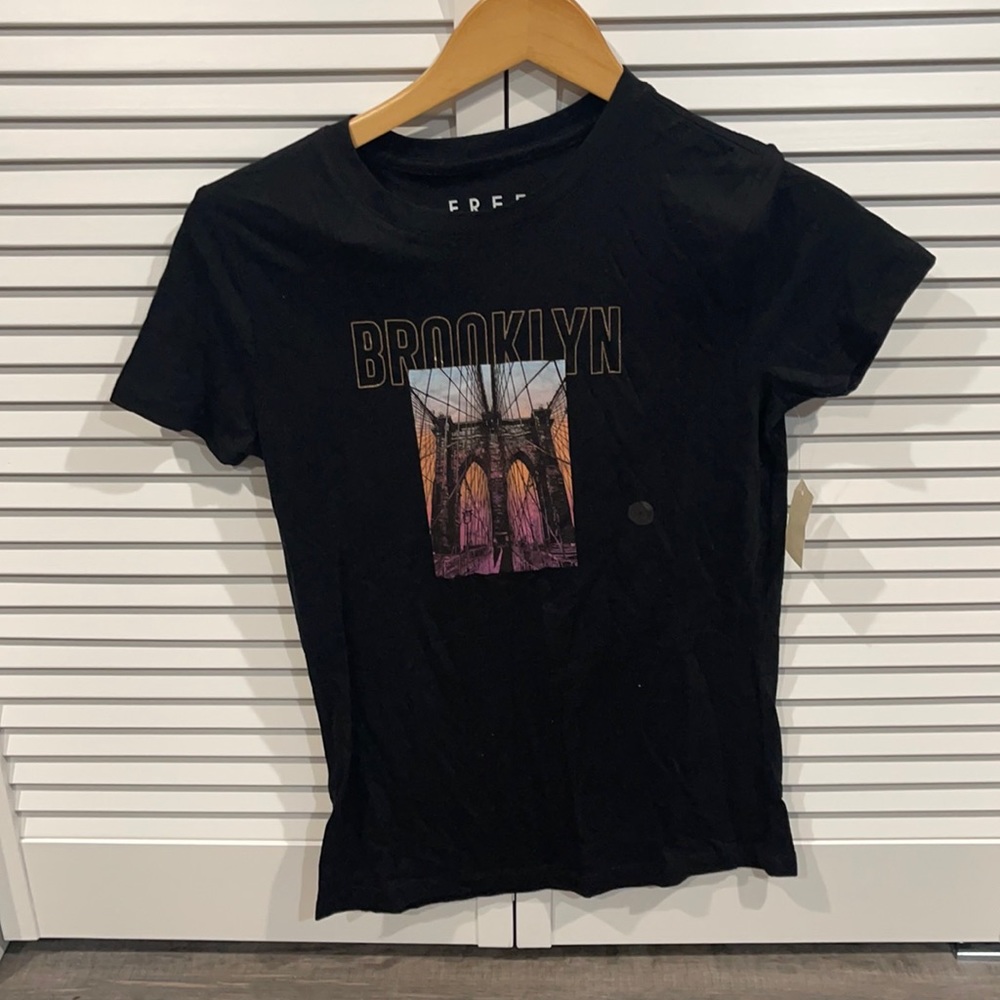 Graphic tee